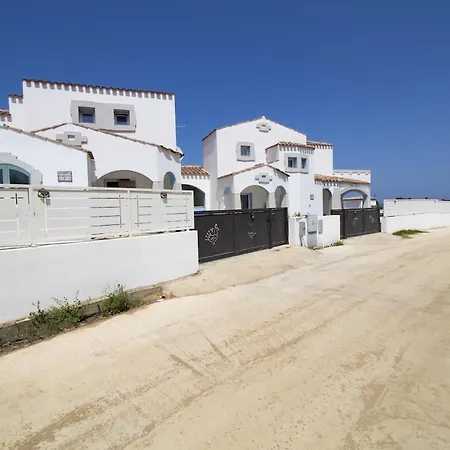 Villa Con Piscina Il Chiostro 1
